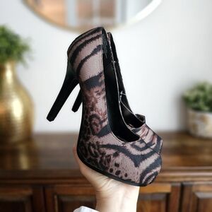 NWT Sofía Vergara Fondue Animal Print Platform Heels 7.5M Brown Black